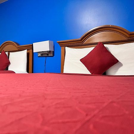 Midway Motel Guthrie Center ภายนอก รูปภาพ
